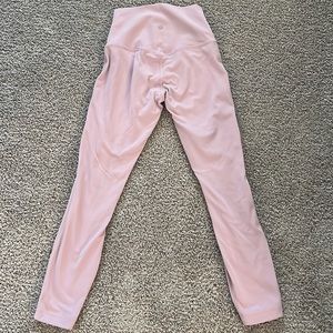 Lulu lemon aligns 23 inch perfect condition